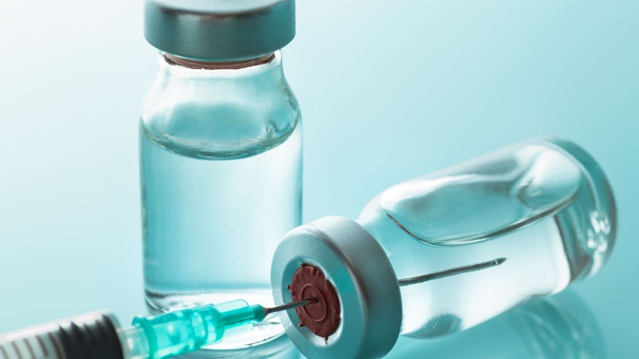 A Comprehensive Guide on How to Properly Fill and Seal Screw Neck Vials